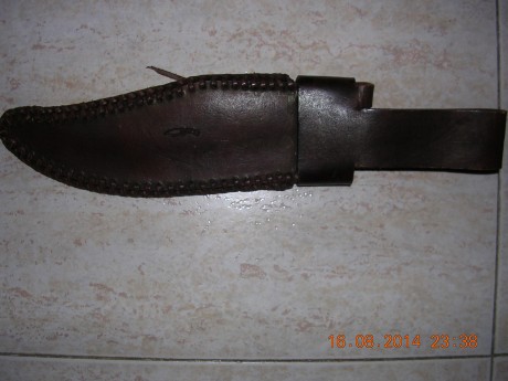 Estos son mis cuchillos fabricados por mi amigo el artesano Angel Corts Terrones, como veis una maravilla 132