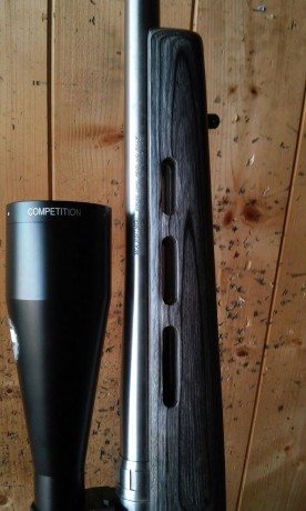 Se vende este Savage 12 Palma  en rodaje. 
Agrupando en 1/4 de moa  a 100 mtr. 
Cañon inox de 30" 21