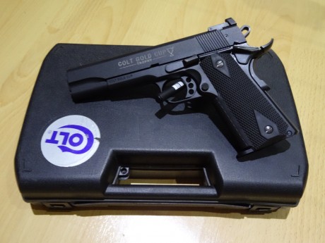  VENDIDA SE PUEDE CERRAR GRACIAS Se vende Colt by walther 1911 en calibre 22 largo con caja original y 02