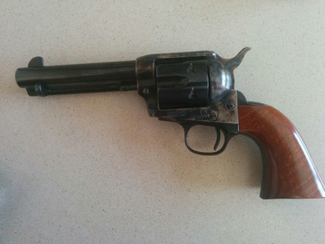 Pues eso, que con los cambios en la nueva ley de armas amenazando y ante la duda de que pueda tener que 12
