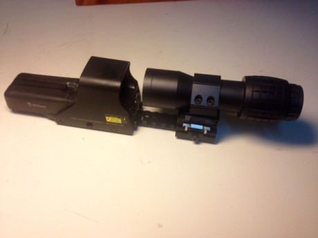 Vendo visor holografico EOTech 512 en perfecto estado acompañado de un magnificador de 5X y dos monturas 12
