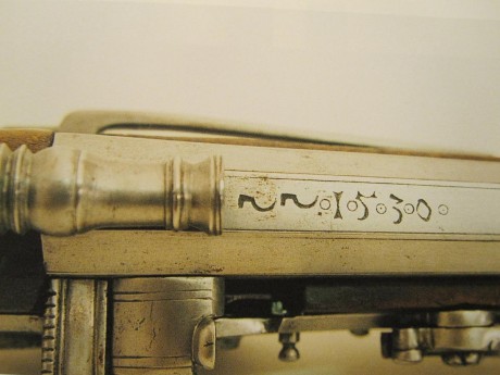 Cuando uno intenta aproximarse al estudio de las armas antiguas en España se encuentra con algunos tópicos 81