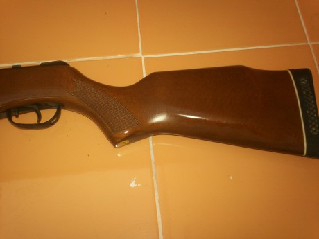 vendo carabina gamo cf30 cal 4.5 con ligeras marcas de uso
100 euros incluidos portes de encuentra en 02