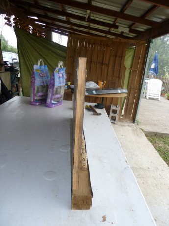 Hola!

Haciendo un poco de bricolaje me he hecho una diana que puede ser divertida. 

He utilizado una 22