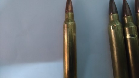 Buenas compañeros.  Tengo un rifle nuevecito con el cual solo e dao 3 tiros para probarlo. La cosa es 01