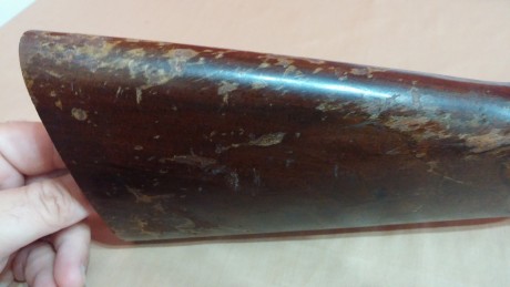 Hola, amigos. Estoy restaurando una escopeta siguiendo siempre los pasos y los consejos dados por los 80