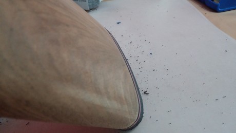 Hola, amigos. Estoy restaurando una escopeta siguiendo siempre los pasos y los consejos dados por los 111