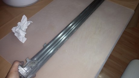 Hola, amigos. Estoy restaurando una escopeta siguiendo siempre los pasos y los consejos dados por los 130