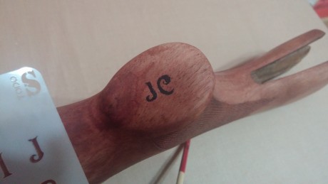 Hola, amigos. Estoy restaurando una escopeta siguiendo siempre los pasos y los consejos dados por los 00