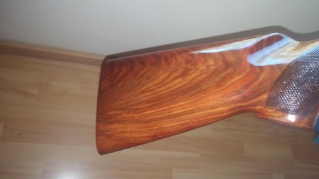 Hola, amigos. Estoy restaurando una escopeta siguiendo siempre los pasos y los consejos dados por los 10