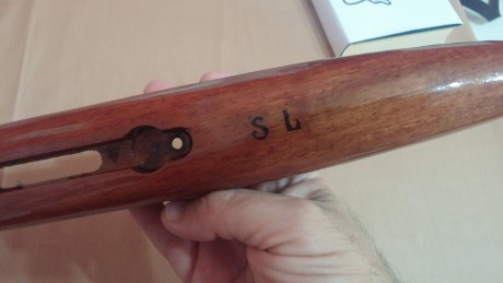 Hola, amigos. Estoy restaurando una escopeta siguiendo siempre los pasos y los consejos dados por los 30