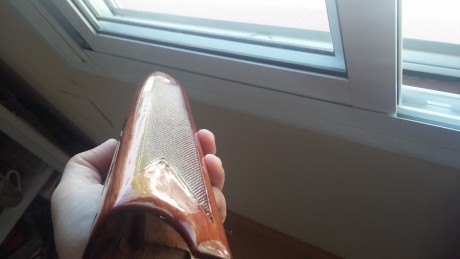 Hola, amigos. Estoy restaurando una escopeta siguiendo siempre los pasos y los consejos dados por los 40