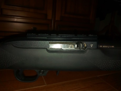 Hola, pongo en venta una ruger 10/22 tactical con cañón bull en espiral, la carabina funciona perfectamente 00
