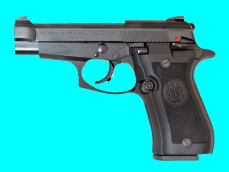 Vendo beretta 81 FS cal. 7,65 en perfecto estado, solo probada y vuelta al armero, con instrucciones, 00