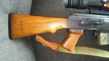 El arma está en Barcelona.
Si hay que enviarla el coste lo cubre el comprador.

   EL PRECIO ACTUAL ES 40