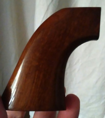 vendo mis cachas originales del uberti.. 20€ envio por correos o entrego en mano en madrid. 02