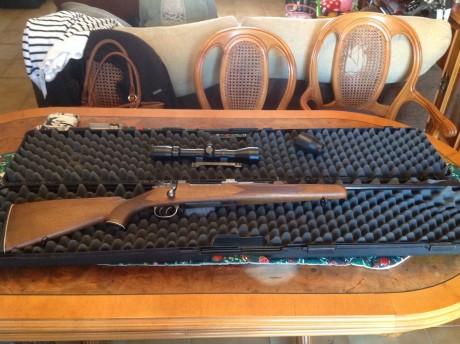 Vendo rifle Marlin calibre 3030, esta en perfecto estado y prácticamente nuevo, el arma esta en Barcelona 31