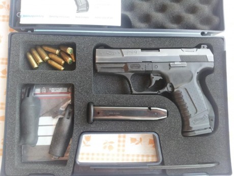 Vendo Walter P99 9mm Pb., muy poco uso, perfecto estado, maletín completo con dos cargadores, empuñaduras 00