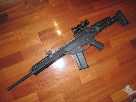 Pues eso estoy buscando rifle H&K SL8, si alguien tiene alguno del que se quiera deshacer que lo diga 31