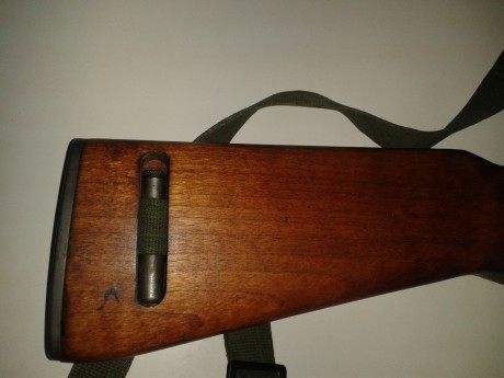 Muy buenas amigos, vendo culata y correa porta arma del .30 carabine US M1 . Seria por 60 euros . :sniper 02