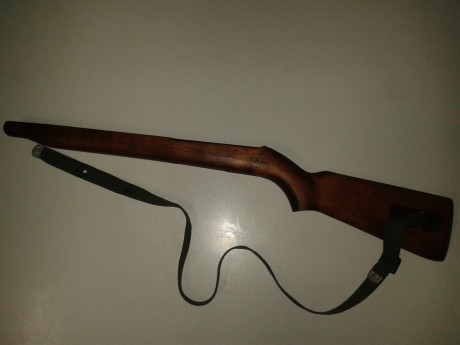Muy buenas amigos, vendo culata y correa porta arma del .30 carabine US M1 . Seria por 60 euros . :sniper 00