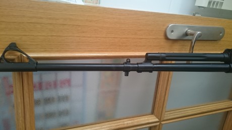 Buenas tardes,
¿como podría instalar un bípode en el agujero del tornillo que entra paralelo al cañón 130