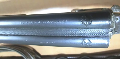   RESERVADA !!  
Vendo paralela  EL FAISAN , (A.P.), de perrillos  y  plegable. Con cañones  de 71 cms 11