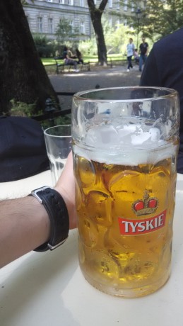 Hola, buenas a todos, os cuento, resulta que me voy un año a vivir a Cracovia , según tengo entendido 22
