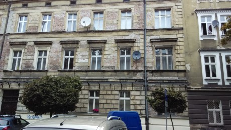 Hola, buenas a todos, os cuento, resulta que me voy un año a vivir a Cracovia , según tengo entendido 41