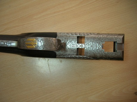Vendo Browing B25 D5G de caza. Del año1966 perfecto estado y funcionamiento ,cañones de 70cm de + y ++ 00