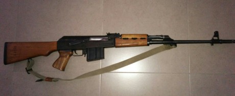 Hola,
como mucho sabéis para que uno entre otro tiene que salir... de modo que le ha tocado a este Zastava 21
