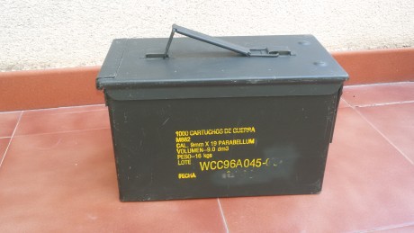 hola vendo estas estupendas cajas de munición para guardar armamento, material de airsoft o cualquier 10