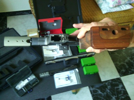 VENDIDA  pistola Walther GSP Expert con los dos calibres, su estado es impecable, con el convertidor del 11