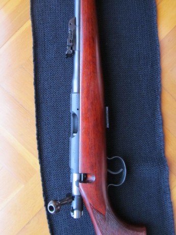 Hola! Buenas tardes!

Por falta de uso pongo a la venta mi carabina del 22 BRNO CZ E2 del calibre 22 largo. 00