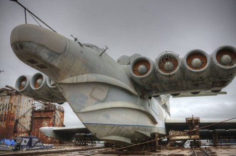 no volaba muy alto...da igual que el texto esté en ruso....solo con ver las fotos, es impresionante...

https://community.livejournal.com/ru_aviation/1347006.html

saludos 110