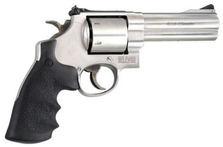Hace tiempo que vengo dándole vueltas a la idea y al final me he decidido.

Como miembro de la NRA, recibo 141
