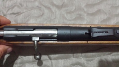 Buenos días.  Vendo esta preciosa carabina onena calibre 22lr monotiro. Es el modelo PM. La tengo desde 10