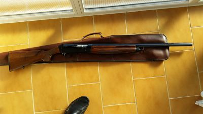 Hola buenas tardes foreros vendo escopeta benelli saut con varilla para solo 3 tiros perfecto estado, 02