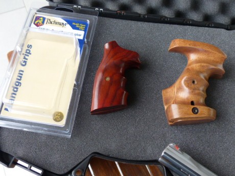 VENDO FANTÁSTICO REVOLVER SMITH & WESSON INOX MODELO 686 DE 4" 357/38 CON ALZA DE COMPETICIÓN, 00