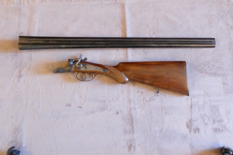 - Vendo Escopeta Zulaica de Perrillos Cal. 12, en buen estado.
- La causa de la venta es por tener una 02