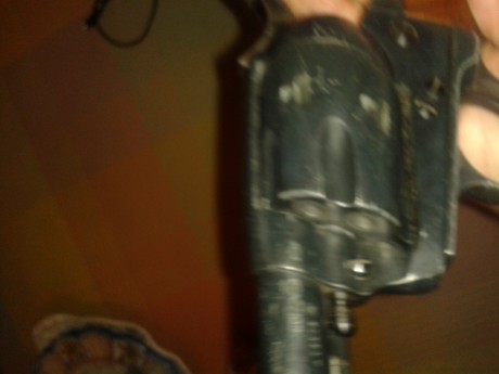 amigo mío más torpe que yo en esto de la informática vende este revolver
Calibre 22 LR
Marca SAUER AND 60