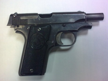 Nuevamente traigo al subforo una pistola STAR de la que desconozco el nombre e historia.

Si me podeis 50