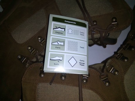 Vendo botas militares talla 46_nuevas.


60€ :duelo: 51