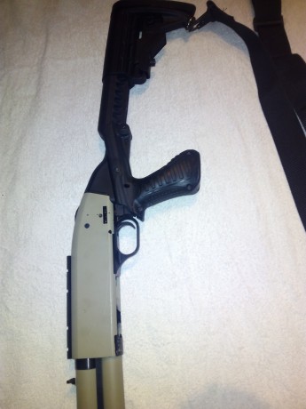 Buenas tardes, pongo a  la venta esta preciosa escopeta Mossberg 500 ATP. La escopeta esta customizada 00