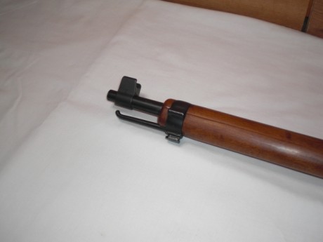 Hola a todos.
Vendo en estado excelente este K31. La correa va incluida así como 25 cartuchos que aún 20