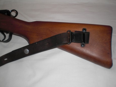 Hola a todos.
Vendo en estado excelente este K31. La correa va incluida así como 25 cartuchos que aún 32