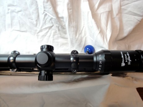  EN VENTA EL SIGUIENTE MATERIAL 

Visor Niko Stirling 10-50x60  Targetmaster  30mm.  MD…………….320€   ****VENDIDO**** 01