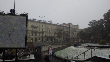 Hola, buenas a todos, os cuento, resulta que me voy un año a vivir a Cracovia , según tengo entendido 171