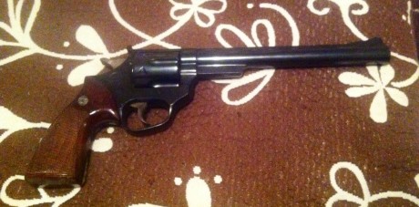 Para quien le pueda interesar vendo revolver astra 8 pulgadas con poco uso, el precio es 300€, regalo 00