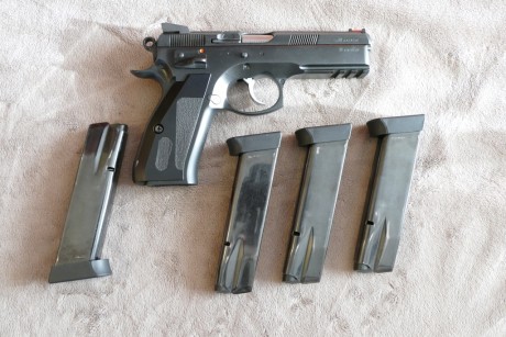 - RETIRADA DE LA VENTA.- CZ SP01 SHADOW Cal. 9 PB, en perfecto estado.
- Guiado en tipo "F"
Lleva 02